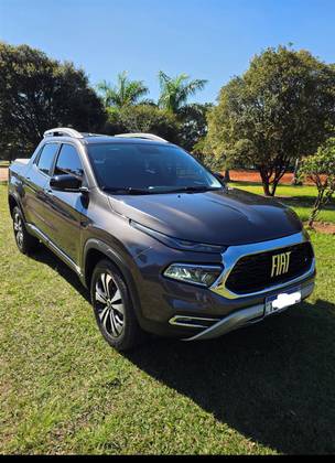 FIAT TORO 2.2 TURBO DIESEL VOLCANO 4WD AT9 FIAT TORO 2.2 TURBO DIESEL VOLCANO 4WD AT9